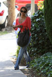 th_71270_Halle_Berry_visits_a_friend_in_the_Hollywood_Hills_32_122_1lo.jpg