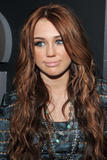 th_59628_miley_cyrus_1_tikipeter_celebritycity_008_123_34lo.jpg
