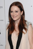 th_13855_julianne_moore_pippa_lee_tikipeter_celebritycity_007_123_341lo.jpg