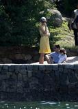 th_73885_Katie_Holmes2_Tom_Cruise_and_Suri_in_Angra_Dos_Reis_CU_ISA_28_122_440lo.jpg