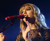 Taylor Swift テイラー・スウィフト