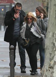 th_586594276_bradley_cooper_melanie_laurent_paris_11282011_07_430x591_123_497lo.jpg