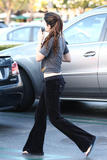 th_62648_Preppie_Kendall_and_Kylie_Jenner_shopping_in_Calabasas_10_122_528lo.jpg
