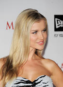 th_32774_JoannaKrupaMaximHot100PartyEdeninHollywoodMAY_11_2011HQx417_123_537lo.jpg