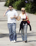 th_24414_Christina_Aguilera_out_and_about_in_LA_30.5.2007_07_122_573lo.jpg