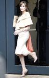 th_25445_angelinajolieonsettikipetercelebritycity013_123_574lo.jpg
