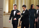 th_28344_carlabruni_sarkozytikipetercelebritycity011_123_595lo.jpg
