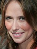 Jennifer Love Hewitt spends her Christmas