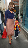 th_35059_Victoria_Beckham_out_with_son_0034_122_69lo.jpg