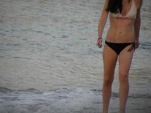 Candid Spy of Sexy Greek Girl On The Beach  l4h41fvok5