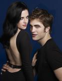 http://img183.imagevenue.com/loc562/th_24874_kris-rob-hp-outlikes-04_123_562lo.jpg