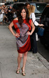 http://img183.imagevenue.com/loc88/th_94130_Celebutopia-Shannen_Doherty_visits_the_Late_Show_with_David_Letterman-04_122_88lo.jpg